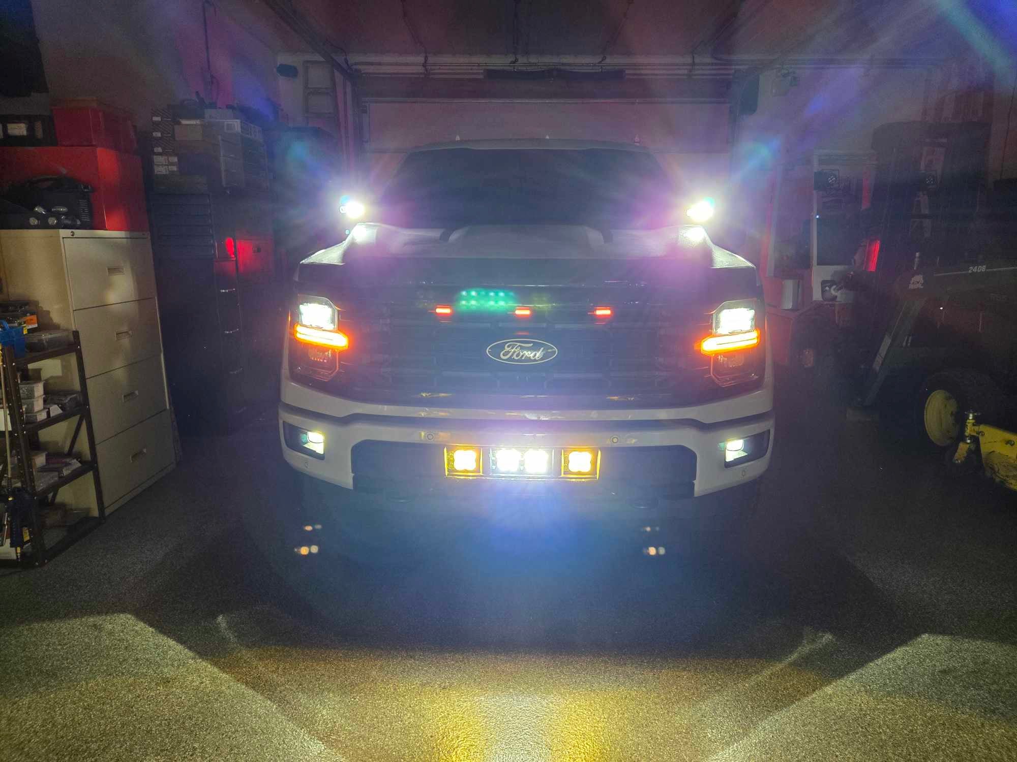 Axis Mounts 24+ F150 Mount (Fits F150s and Raptor with Modular Bumper)