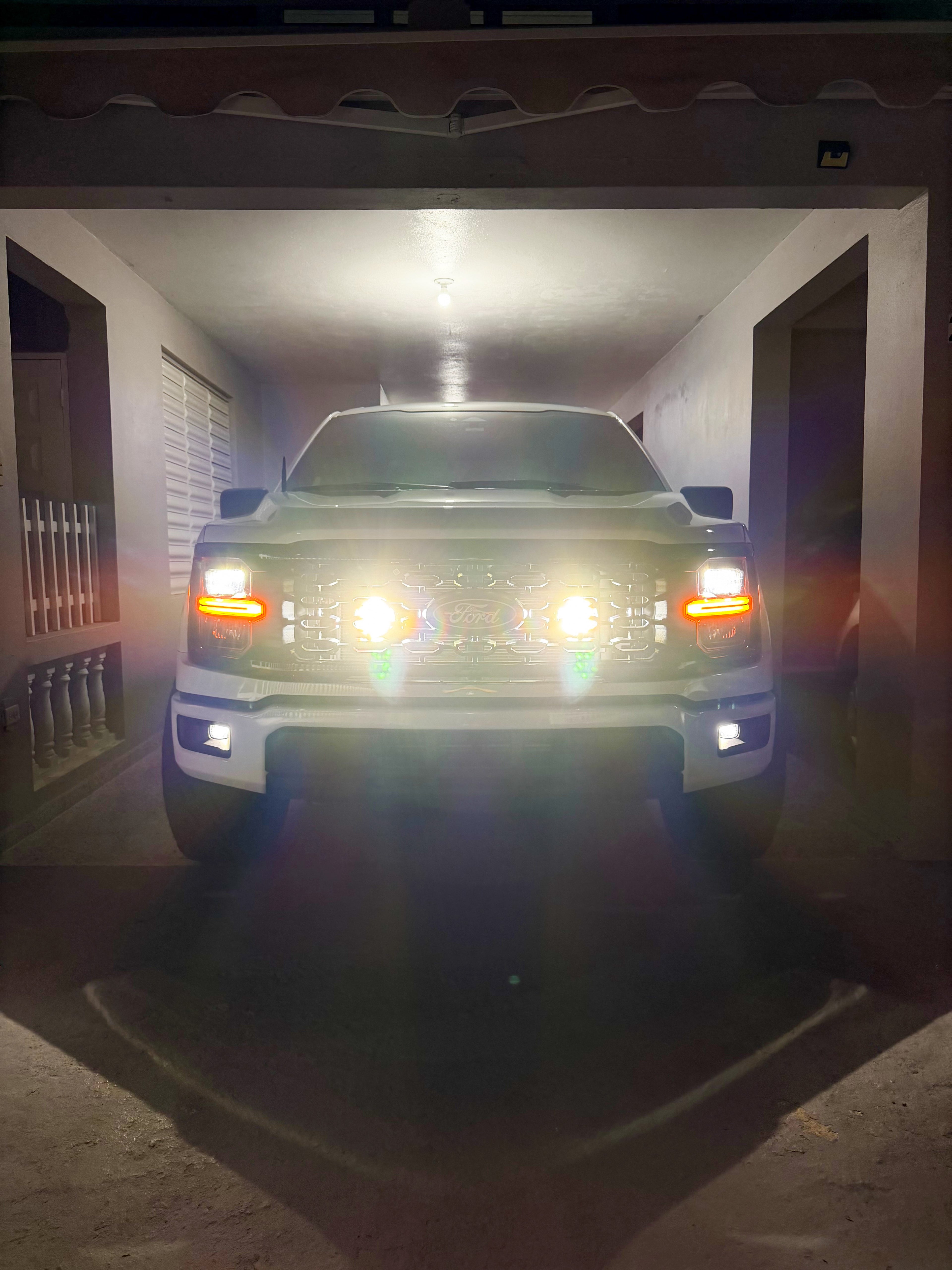 Axis Mounts 15+ F150 Shutter Light Mounting System